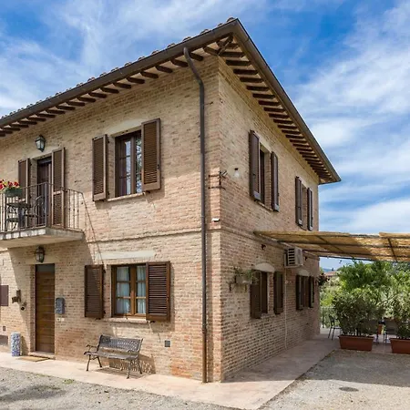 Villa Casa Eusebia 8&2, Emma Città della Pieve